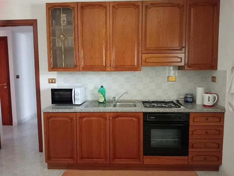 Apartment Villa Flora - With Sea View, 2 Minutes Walk To Beach Trappeto